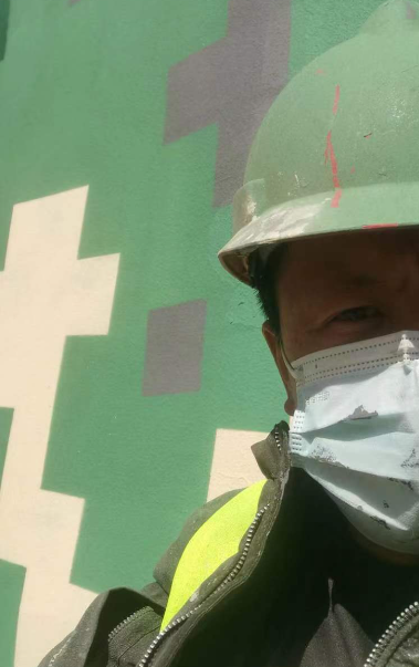 黔东南迷彩漆未完全固化；